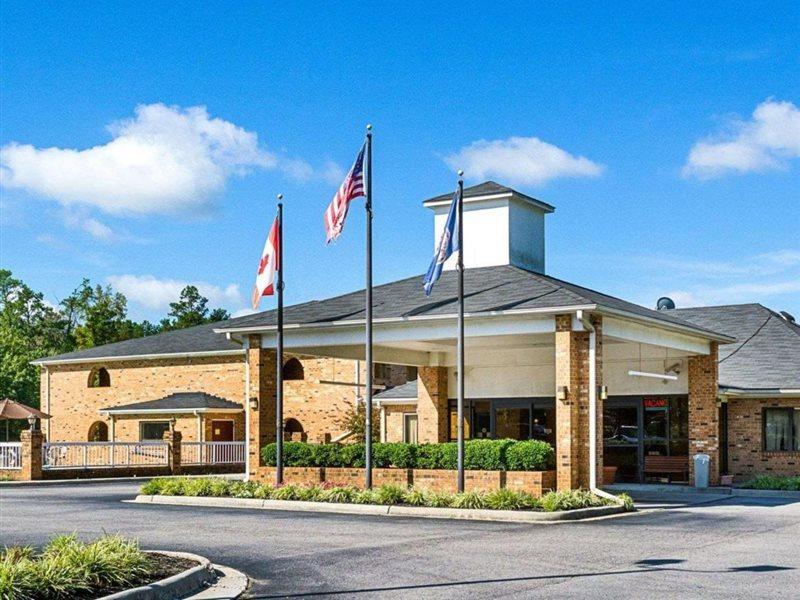 Quality Inn Petersburg Near Fort Gregg-Adams Exteriér fotografie