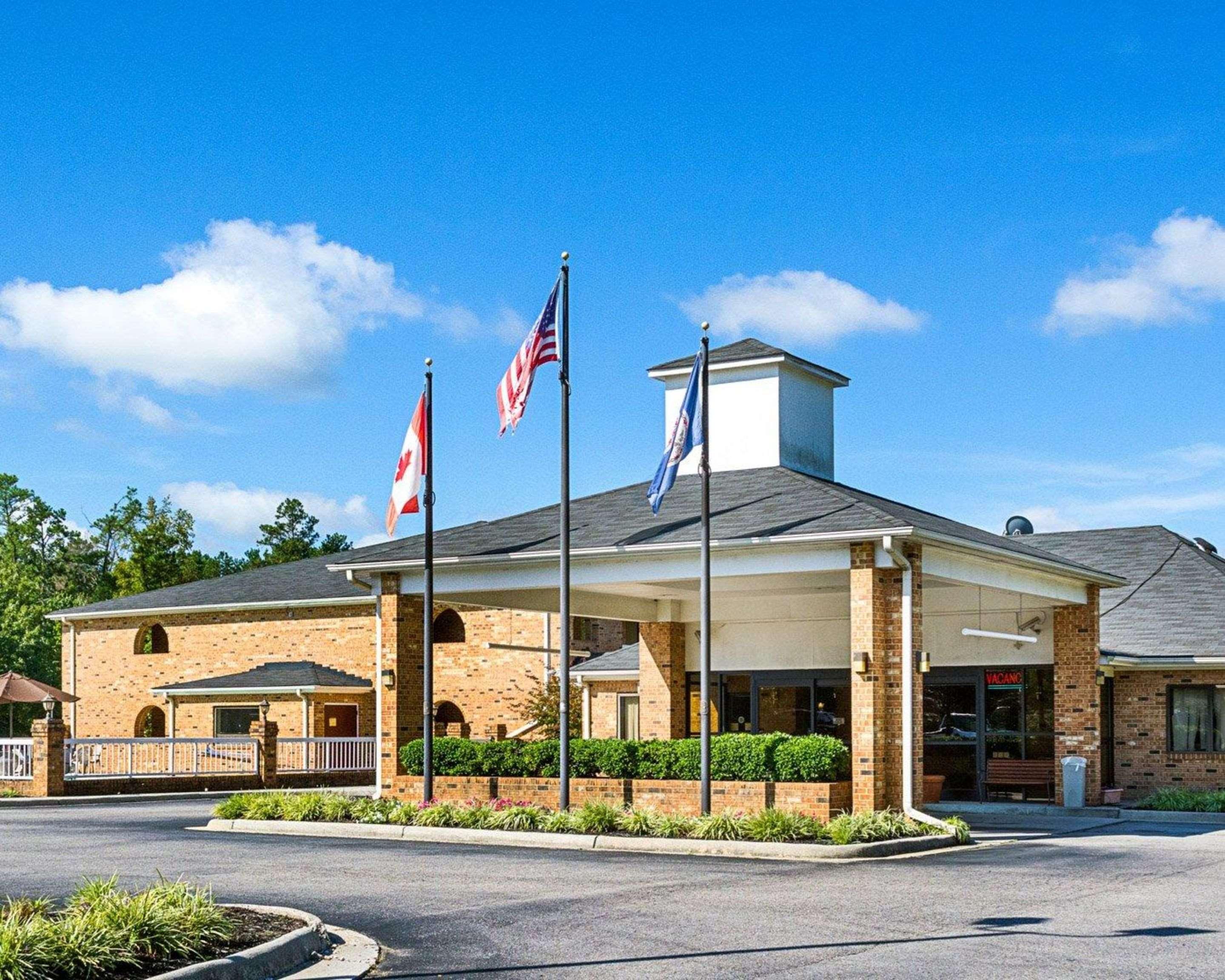 Quality Inn Petersburg Near Fort Gregg-Adams Exteriér fotografie